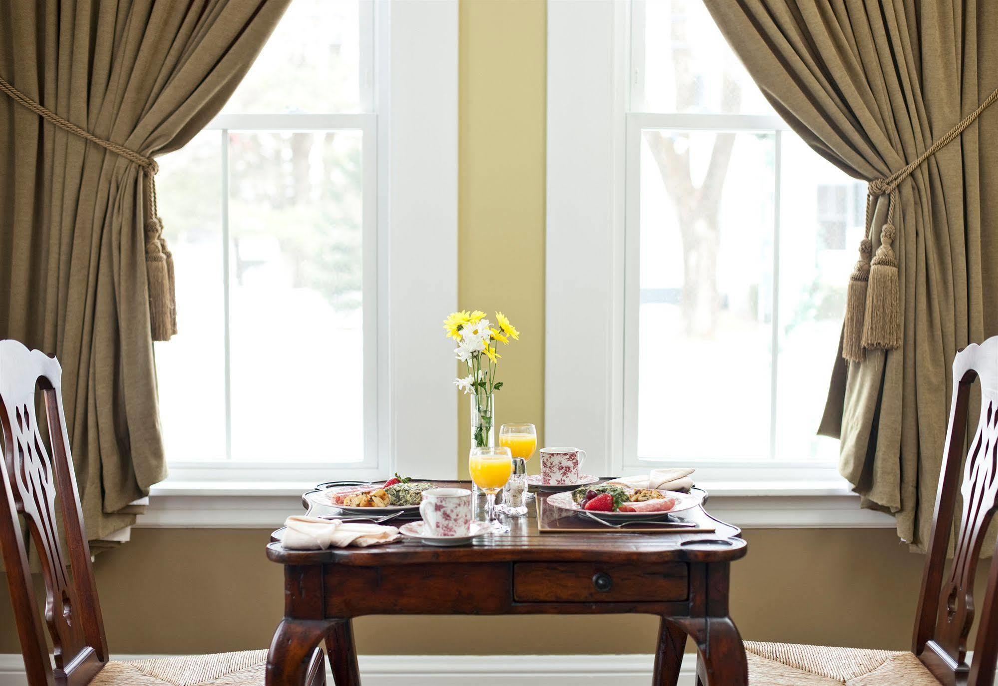 Maine Stay Inn And Cottages Kennebunkport Exteriör bild